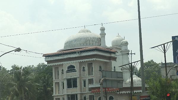 Kannur (72)